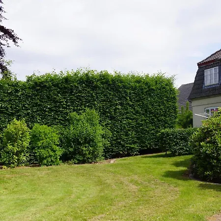 2 Bedroom Beautiful In Middelfart